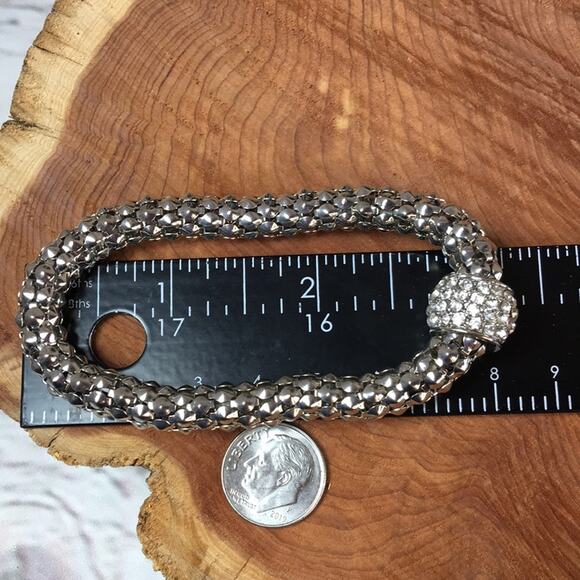 4 Stretch Bracelets in Various Styles Crystal, Animal Print, Bling‎ - Picture 11 of 13